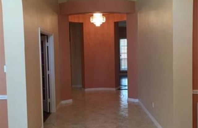 1108 Apache Lake Drive Gallery 4