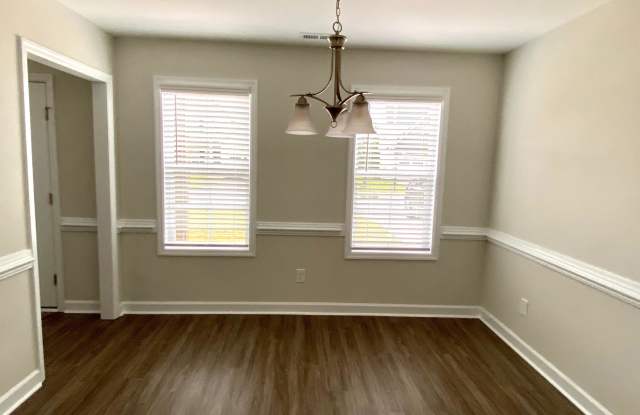 221 Holly Grove Court E Gallery 4