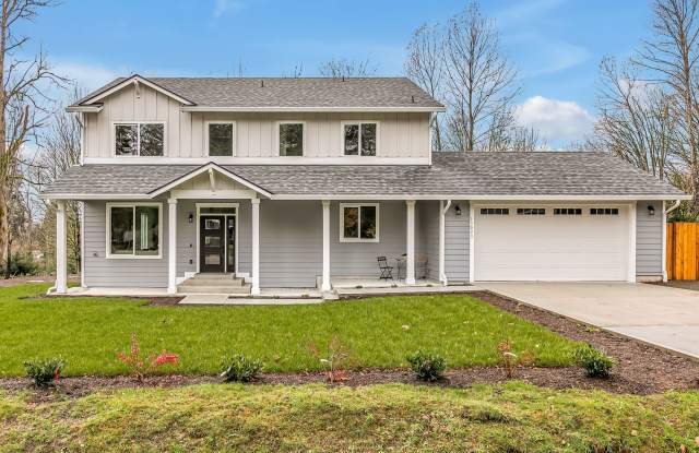 Award winning school district! 4 bedroom with RV and boat parking! - 13053 175th Avenue Southeast, East Renton Highlands, WA 98059