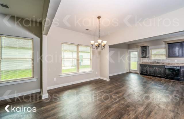490 White Oak Circle Gallery 4