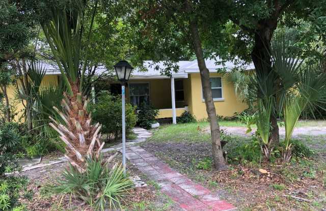 1715 W Saint Conrad Gallery 2