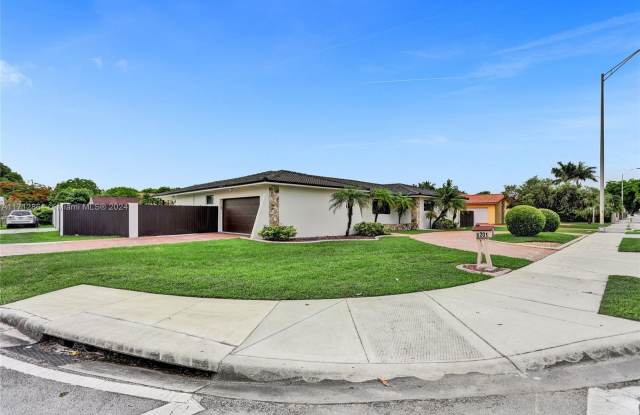 6201 SW 107th Ave photos photos