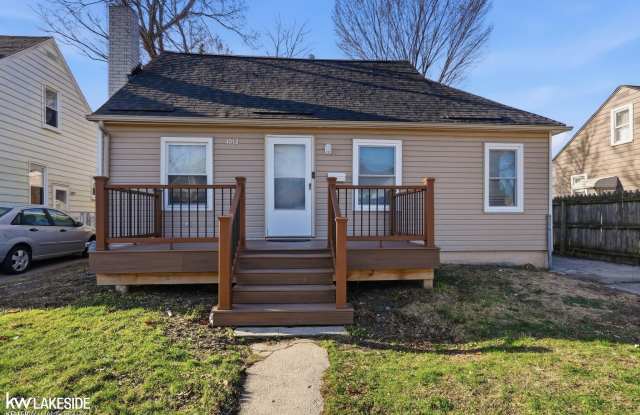 1012 E Pearl photos photos