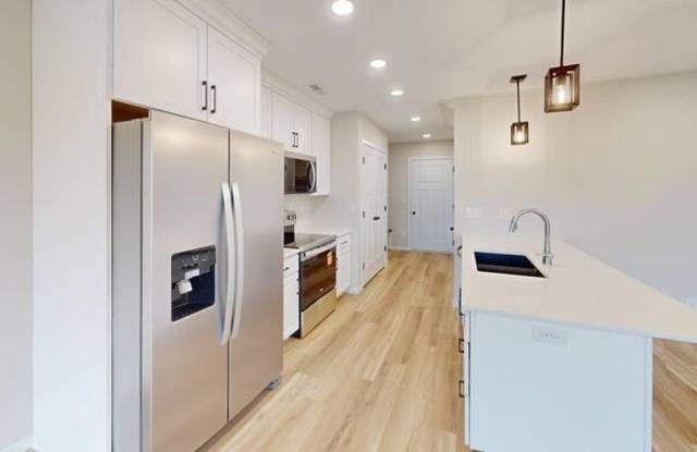 5304 Welder Avenue Gallery 2