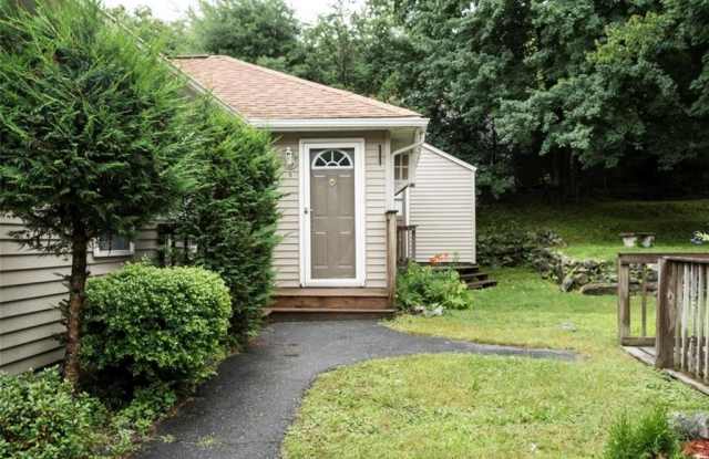 2840 Hartford Avenue unit: B photos photos