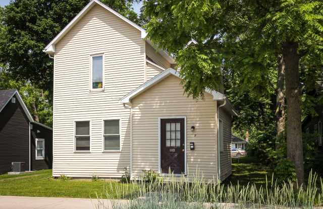 PRELEASING for AUGUST! Close to Campus photos photos PRELEASING for AUGUST! Close to Campus photos photos