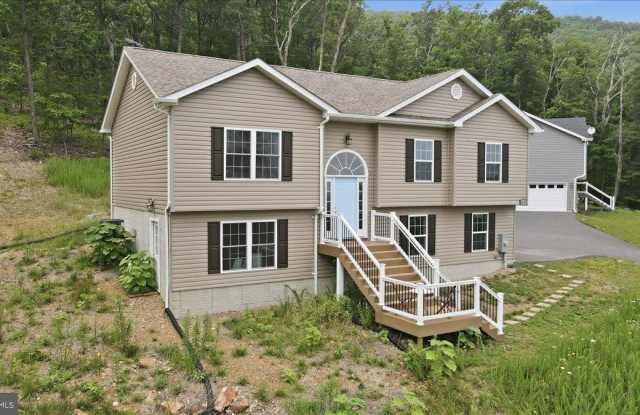1617 TOMAHAWK Trail Gallery 3