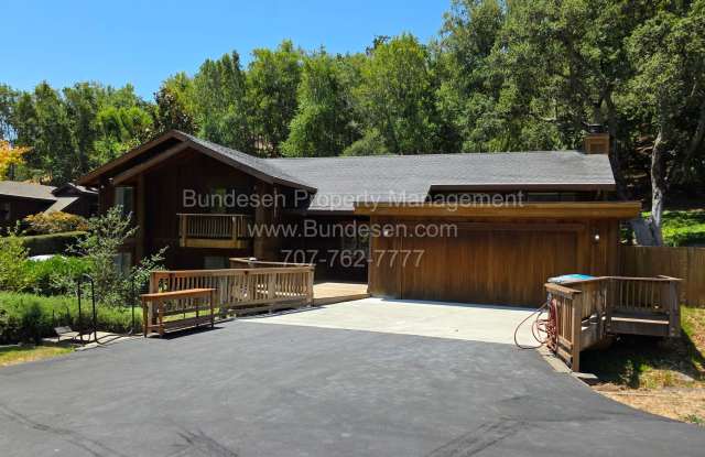 5 Oak Forest Road, Novato ~ Spacious 4-Bedroom Home located Desirable Pacheco Valley – Available Now! photos photos