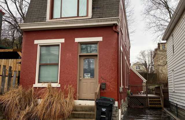 3 Bedroom House in Clifton Located Near UC's Campus photos photos