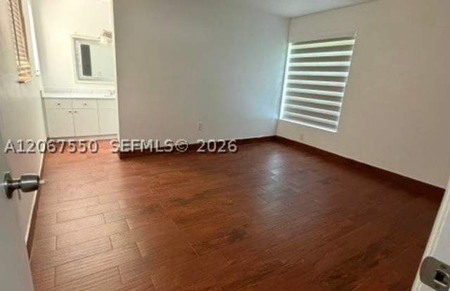 8820 SW 123rd Ct Gallery 3