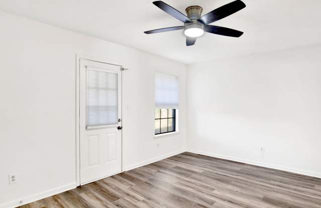 Duplex Unit available soon for viewings! photos photos Duplex Unit available soon for viewings! photos photos