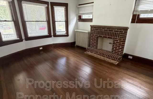 1567 Wagar Avenue - Downstairs Gallery 2