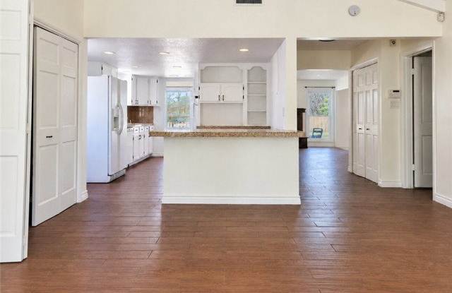970 Pepperhill Road Gallery 2