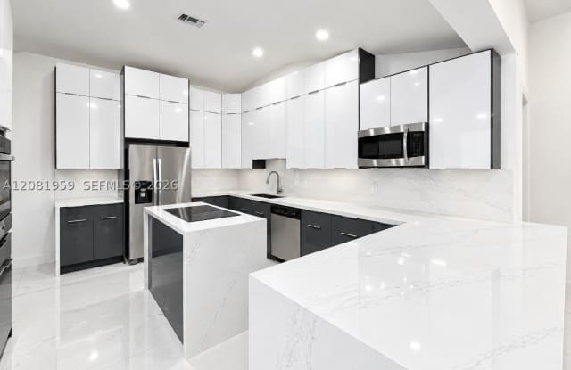 2029 Greenview Cove Dr Gallery 1