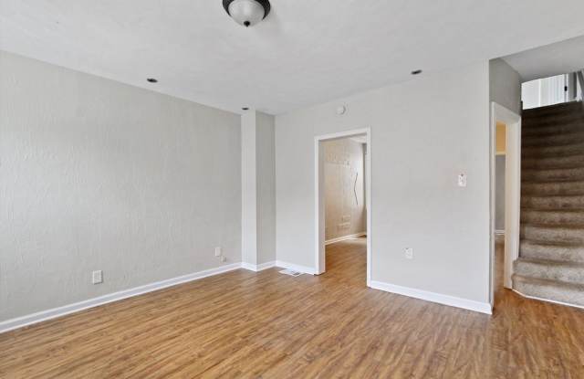 Coming Soon - Spacious 3 Bedroom, 1.5 Bath Home in North York - Central York School District. Gallery 3