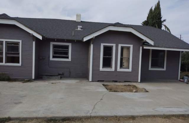 3Bedroom 1Bath Gallery 1