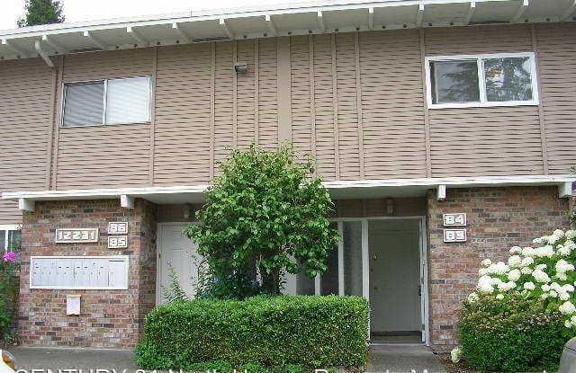 12231 SE 59th St #84 - 12231 Southeast 59th Street, Bellevue, WA 98006