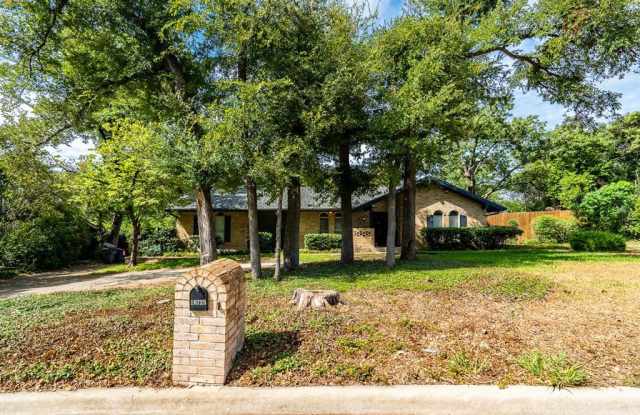 10725 Royal Park Drive Gallery 2