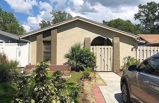 5103 Ravensdale Way - 5103 Ravenside Way, Carrollwood, FL 33624