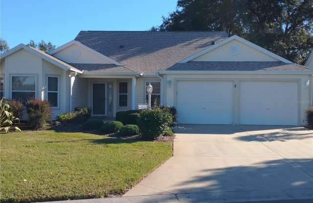 1233 OAK FOREST Drive Gallery 2