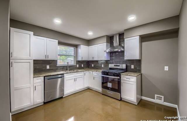 519 Timberlane Dr - 519 Timberlane Drive, San Antonio, TX 78218