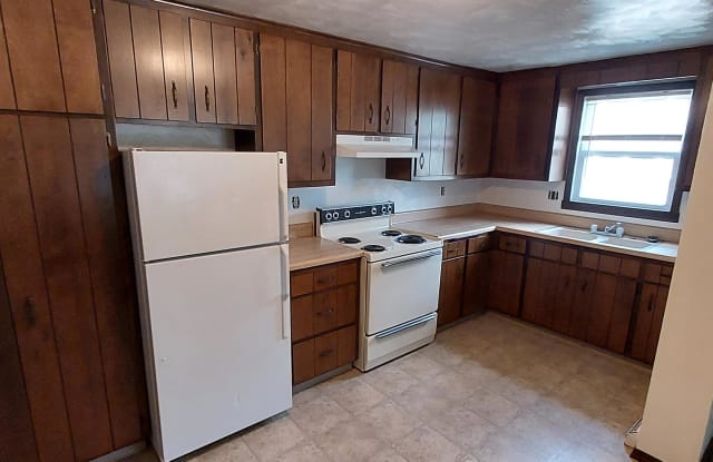 2015 Eastman Ave - 2015 Eastman Avenue, Green Bay, WI 54308 2015 Eastman Ave - 2015 Eastman Avenue, Green Bay, WI 54308