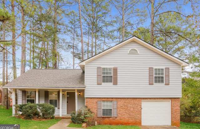 2453 Crestdale Circle SE - 2453 Crestdale Circle Southeast, DeKalb County, GA 30316