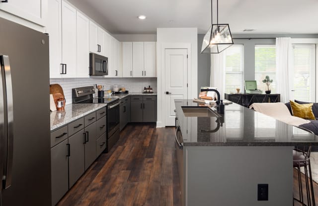 Cortland West Nashville photos photos