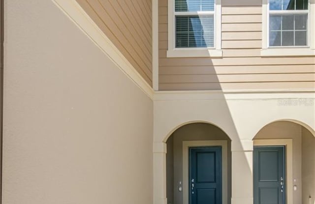 1085 PAVIA DRIVE - 1085 Pavia Drive, Apopka, FL 32703