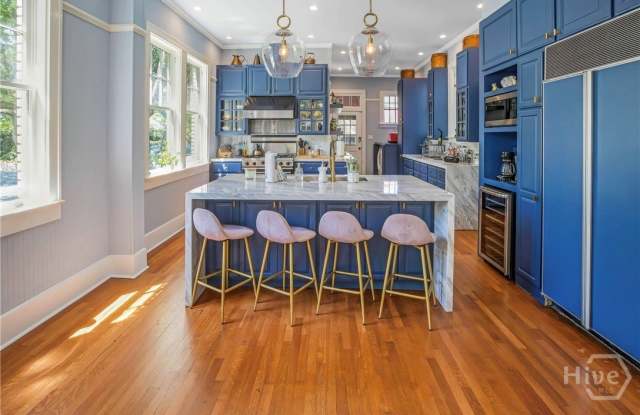 624 E Victory Drive photos photos