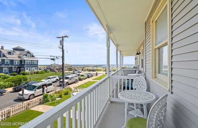 4 Webb Avenue photos photos