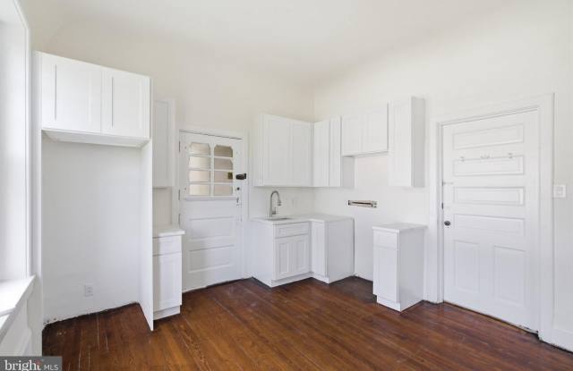 5939 DREXEL Road Gallery 3