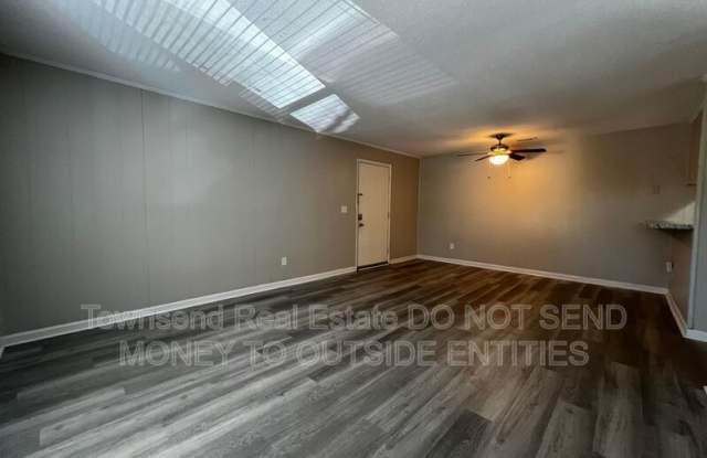 5853-H Century Oaks Drive Gallery 3