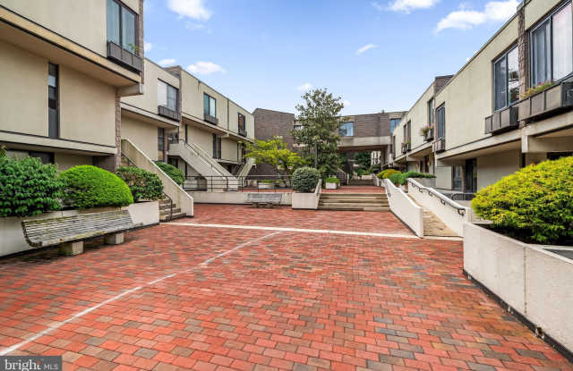 2302 WINEBERRY Terrace Gallery 4