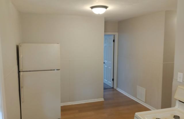 192 Richter Street - 1 Gallery 2