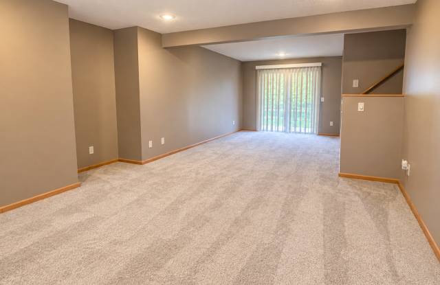 18216 Warbler Ln Gallery 4