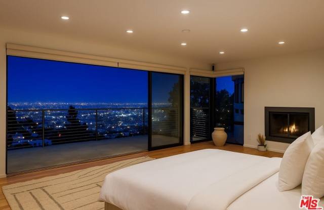 8634 Franklin Ave photos photos