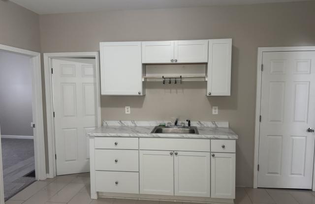 343 S 42nd St photos photos