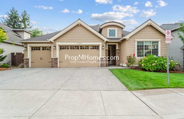 Luxury Three Bedroom Escape in Bull Mountain! photos photos