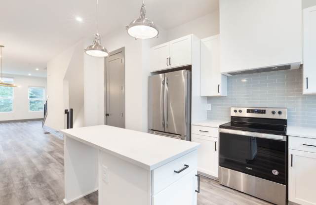 Beautiful 2bd/2.5ba Contemporary Townhome in East Atlanta Village! photos photos