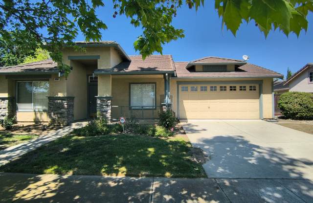 Brand New Flooring and FRESH Paint - SPACIOUS 3 BEDROOM HOUSE IN LIVERMORE!!! photos photos