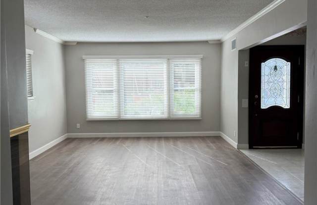 15815 Parkland Drive Gallery 2