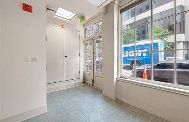 127 CAMP Street Gallery 3