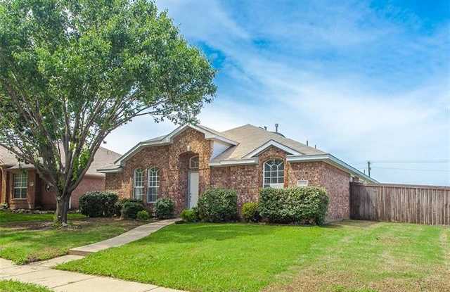 10708 Copperwood Drive Gallery 2