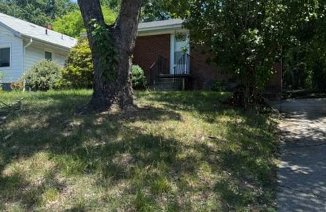 2 Bedroom, 1 bathroom house photos photos