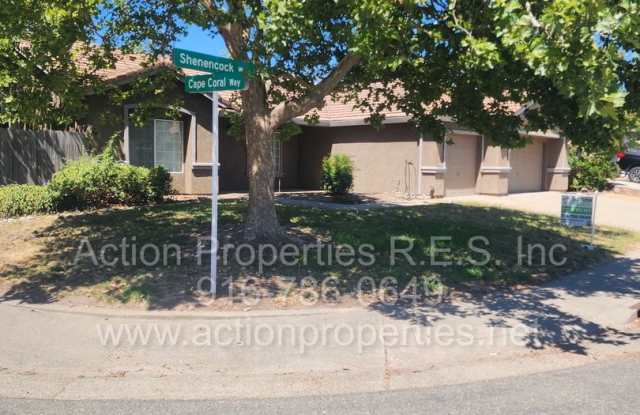 West Roseville 3 bedroom 2 bathroom 1406 sqft Three Car Garage Walking to Wood Creek High photos photos
