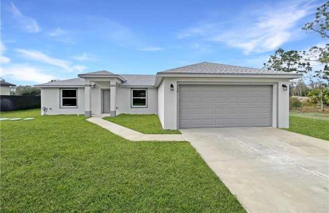 926 Anaconda Avenue S - 926 Anaconda Avenue South, Lehigh Acres, FL 33974 926 Anaconda Avenue S - 926 Anaconda Avenue South, Lehigh Acres, FL 33974