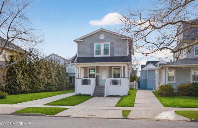 211 Lareine Avenue photos photos