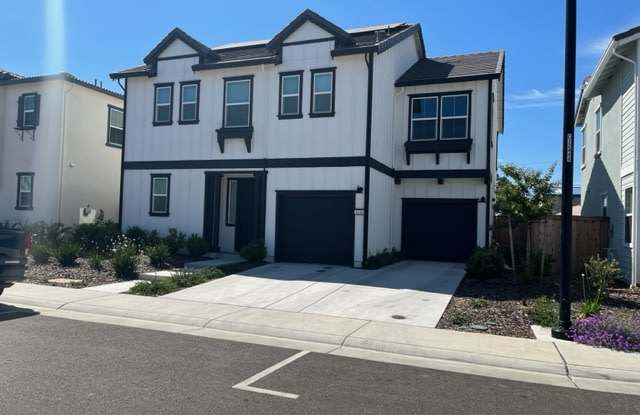 4436 Sierra Pine Way Gallery 1