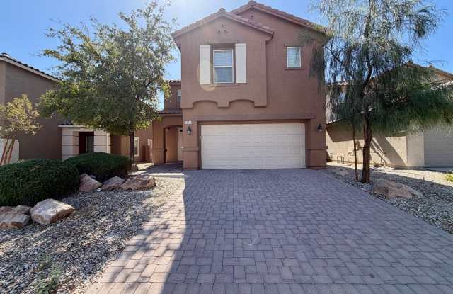Room for eveyone and curb appeal photos photos
